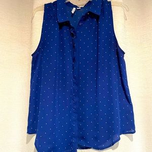 Blue polka dot button up sleeveless blouse